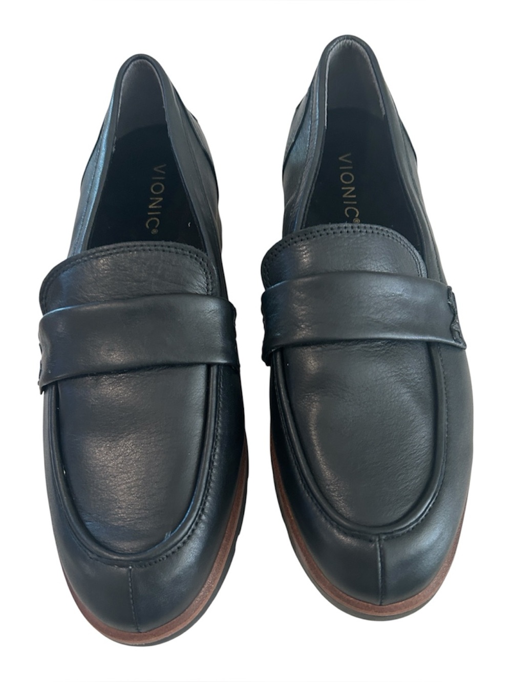 Vionic Cheryl II Lug Penny Loafer, Black. Size 8.5, NWOT display pair